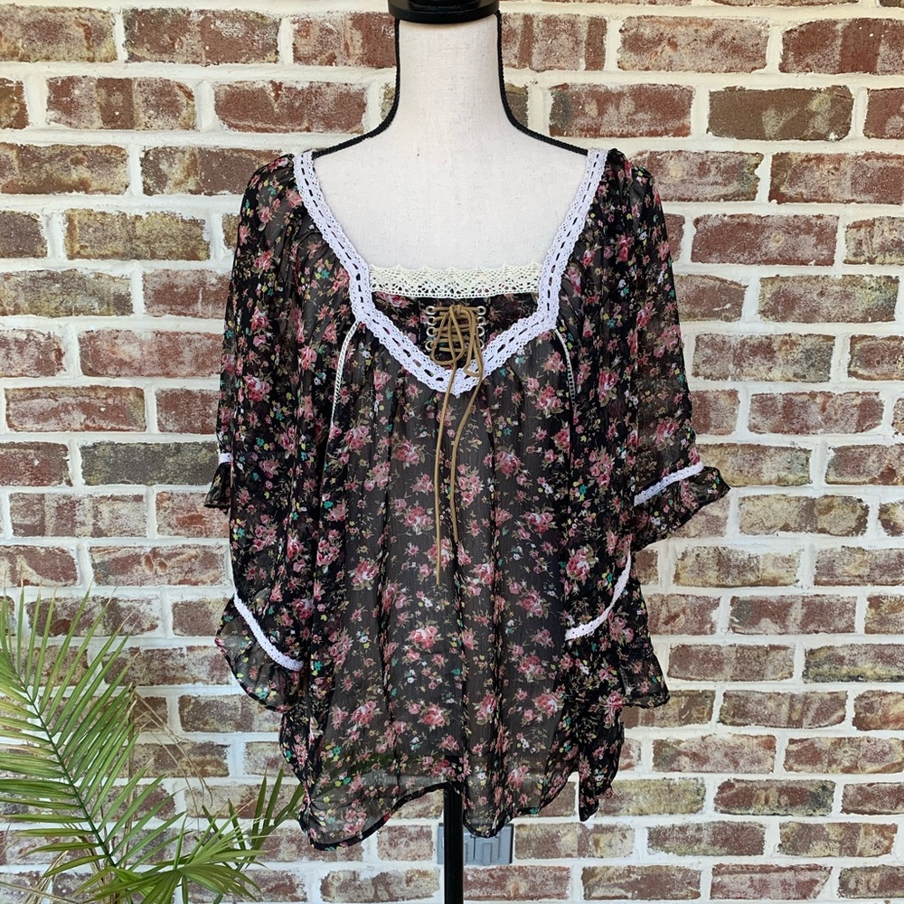 Kariss top